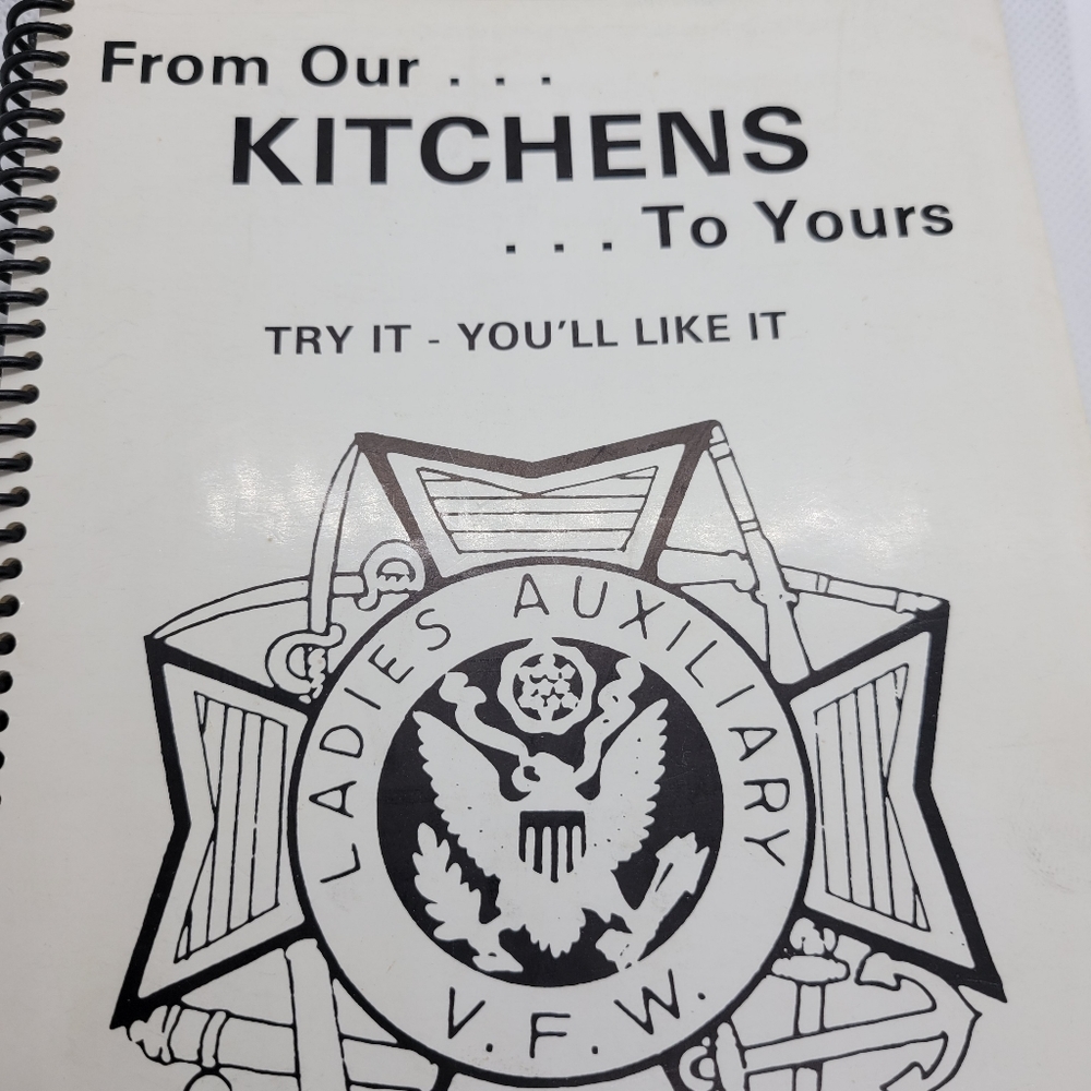 Cookbook LADIES AUXILIARY - CARL C. REYNOLDSPOST #3245 V.F.W.HESPERIA, MI